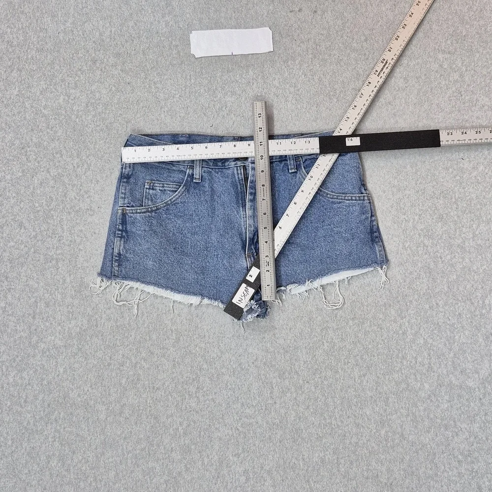 Wrangler Rustler Women Shorts 32 Blue Denim 87822RL Jean Fringe 3
